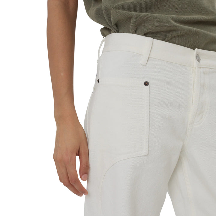 Supply Jean in Milk