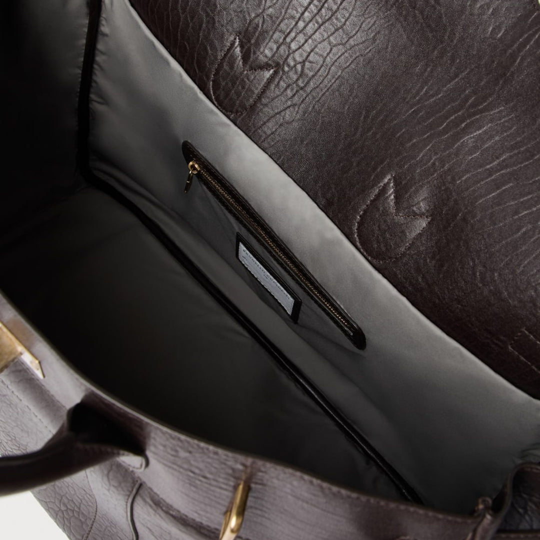 Textured grain leather country bag