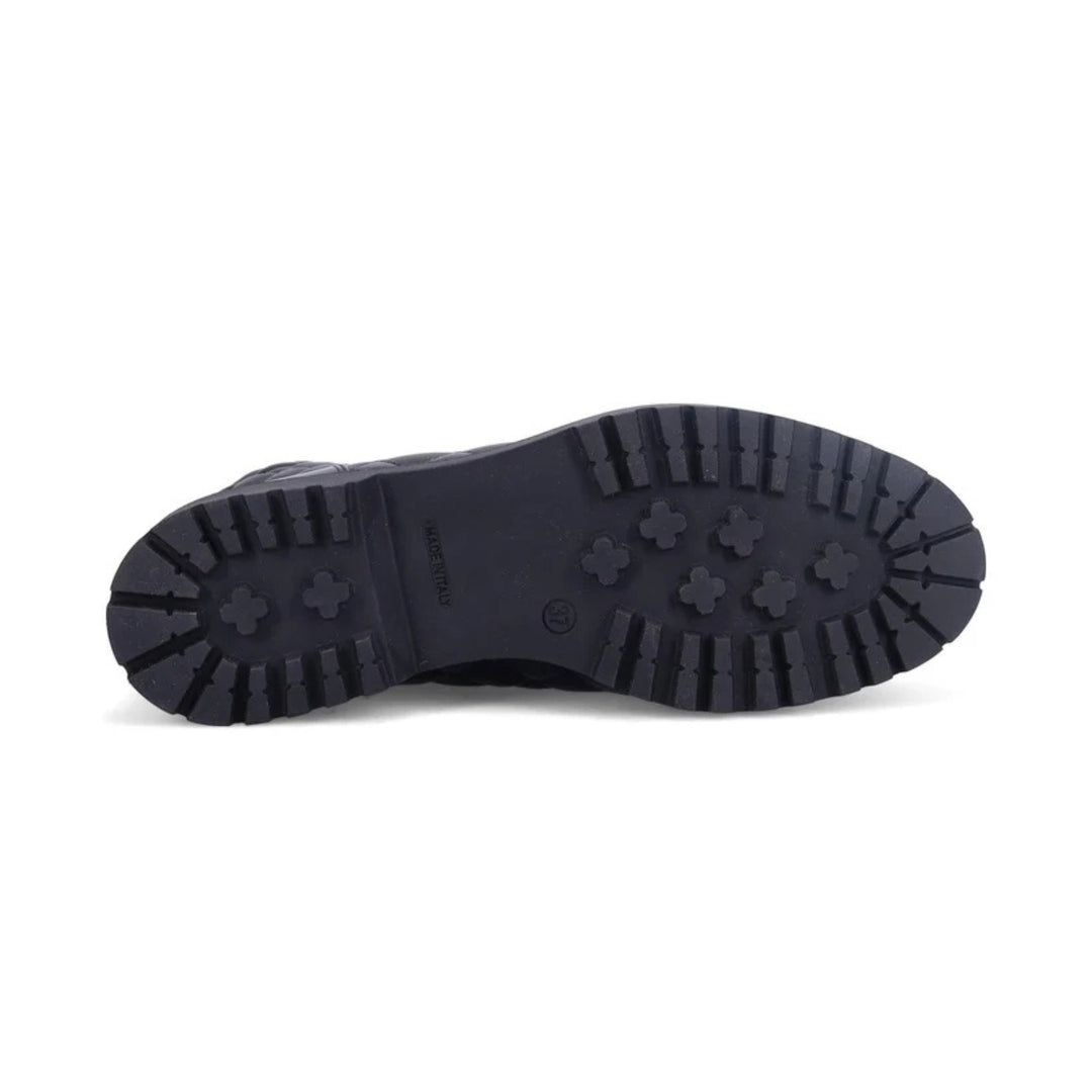 Tiffin Quilted Nappa Boot in Onyx