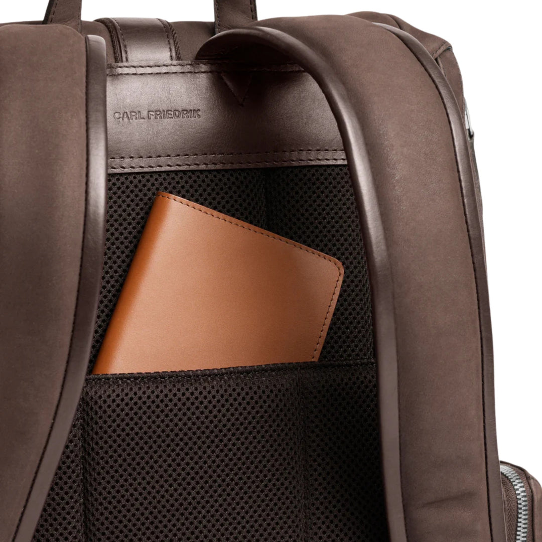 Traverse Backpack - Chocolate