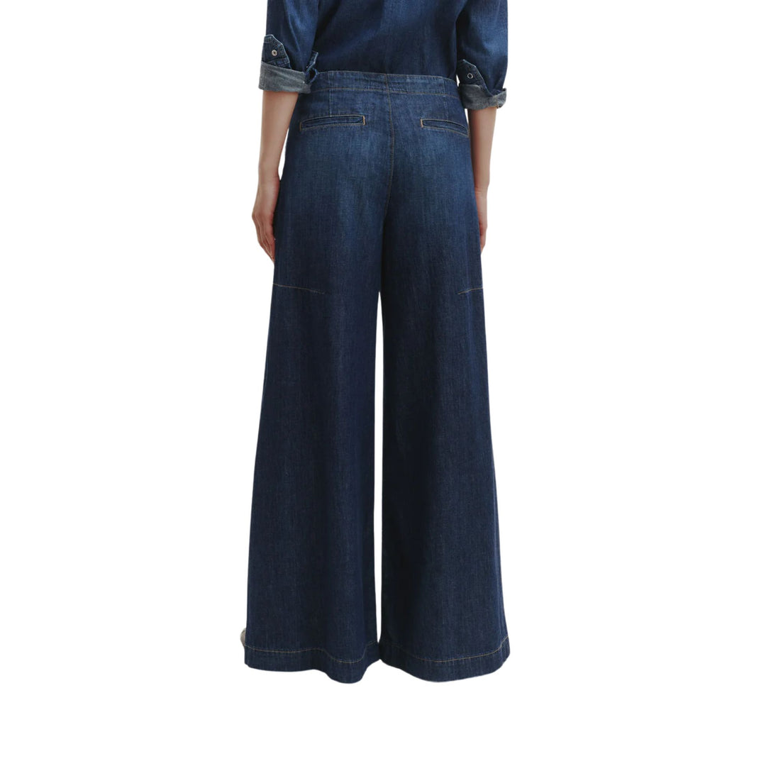 Lulu Pant