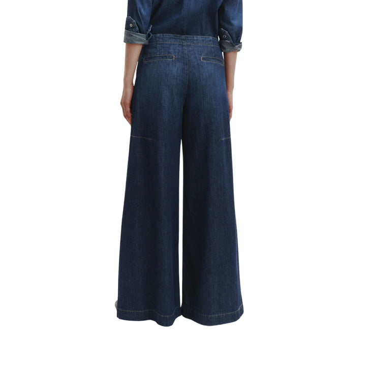 Lulu Pant