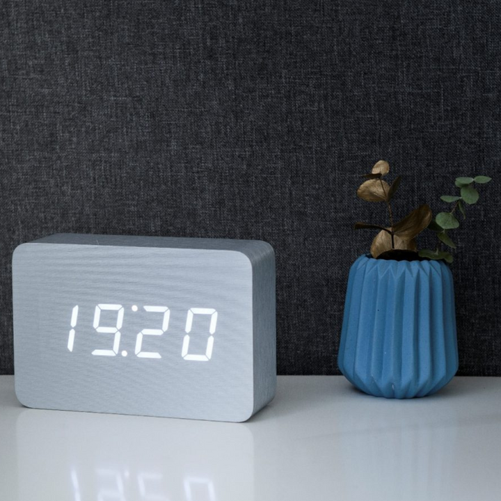 Brick Aluminium Click Clock
