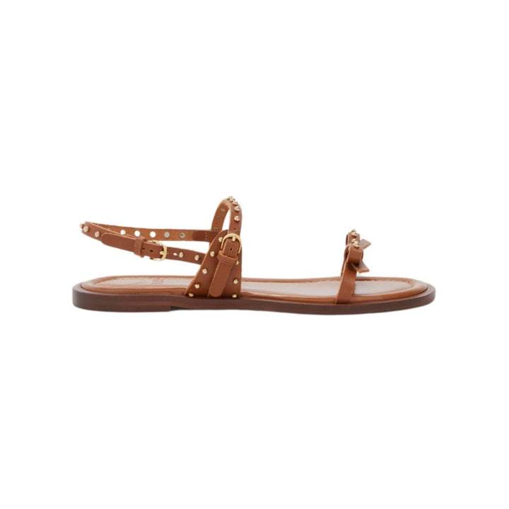 Jackie Flat