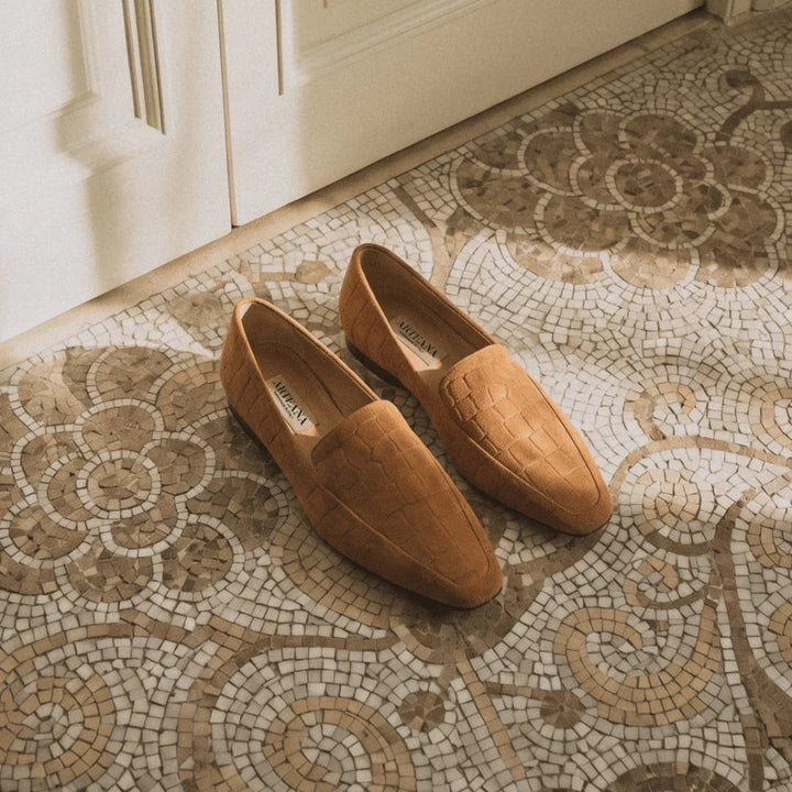 Verona Flat Loafer in Caramel