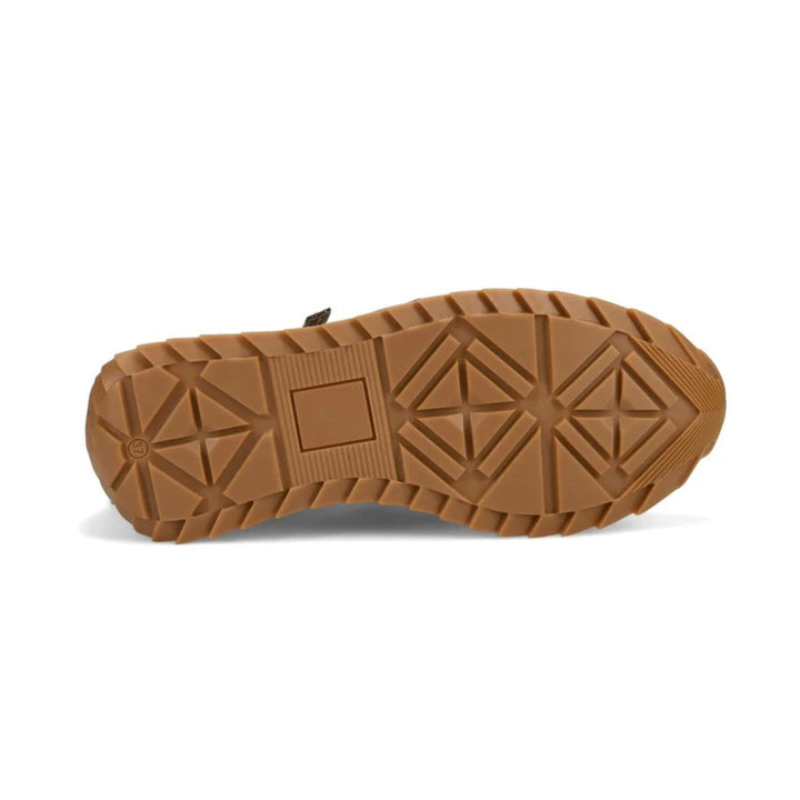 Zuri Corderoy Sneaker in Ivory