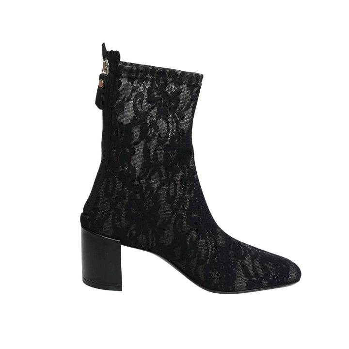 Lynn Stretch Bootie in Black
