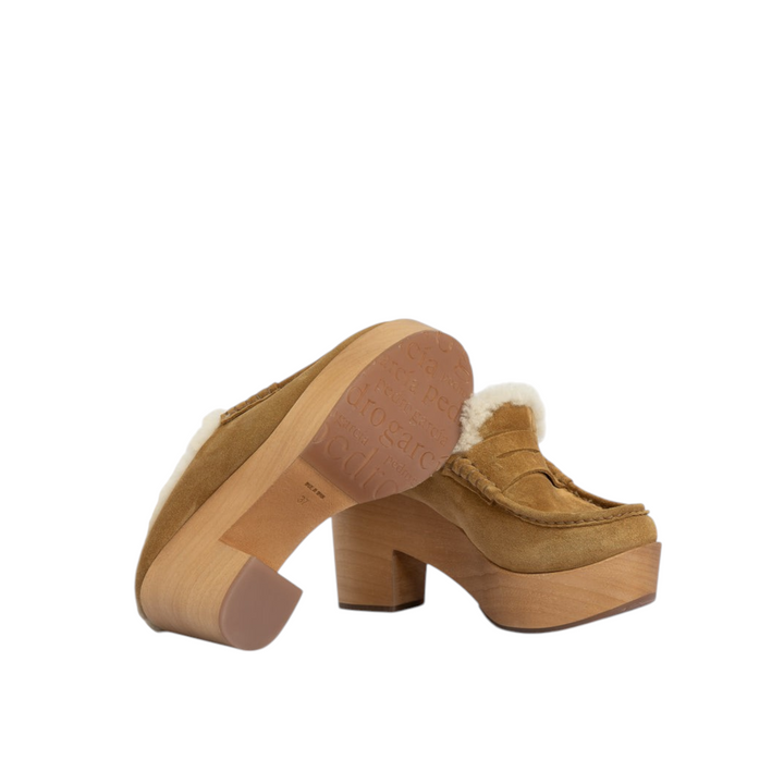 Dem Clog in Alpaca Velour-Shearling-Light Wood