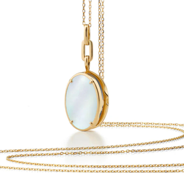 18k Yg Oval Locket w/ MOP Stone Slice on 17" Chain